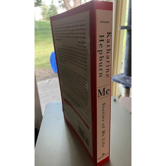 Me: Stories of My Life by Katharine Hepburn Paperback - Picture 2 of 4